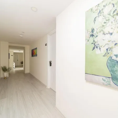 Apartmán Cozy Flat W Balcony 3 Min To Hadrian Gates Antalya