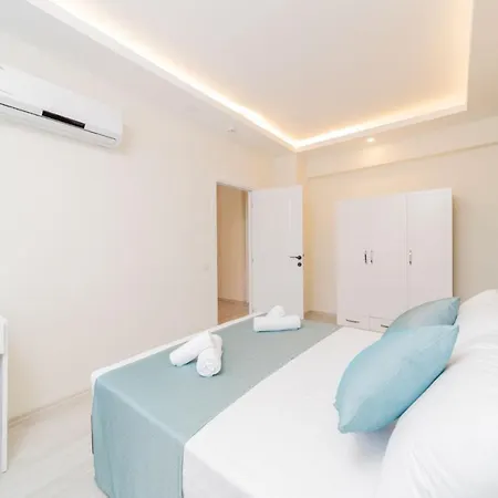 Cozy Flat W Balcony 3 Min To Hadrian Gates Apartment *